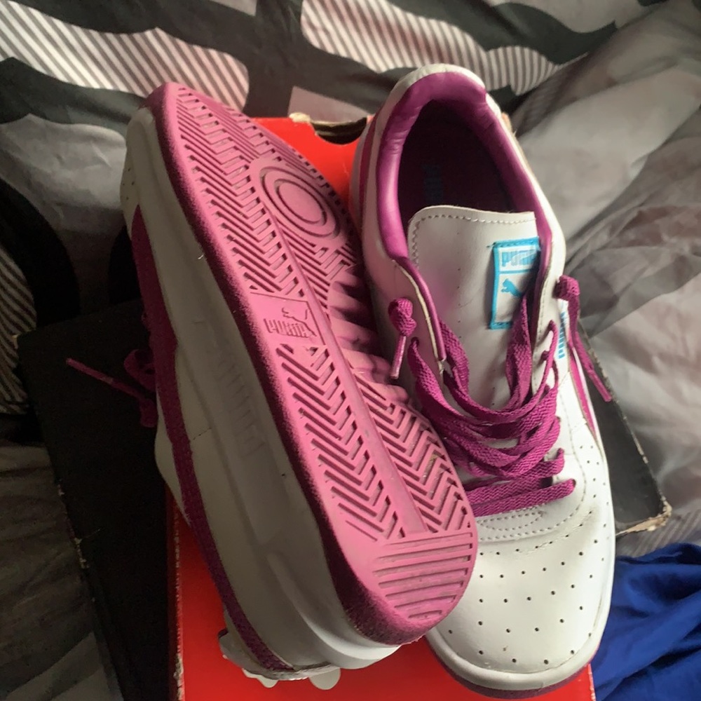 Puma - Picture 3 of 4